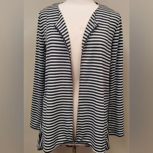 Soft Surroundings Calista jacket with a cascading ruffle on the back, size Large - Picture 2 of 5